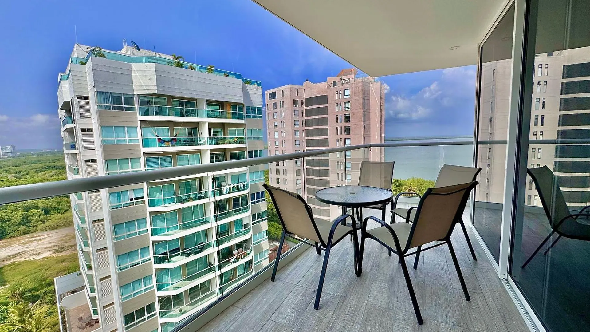 Dominique 1101 - Espectacular Apto Con Jacuzzi Apartment